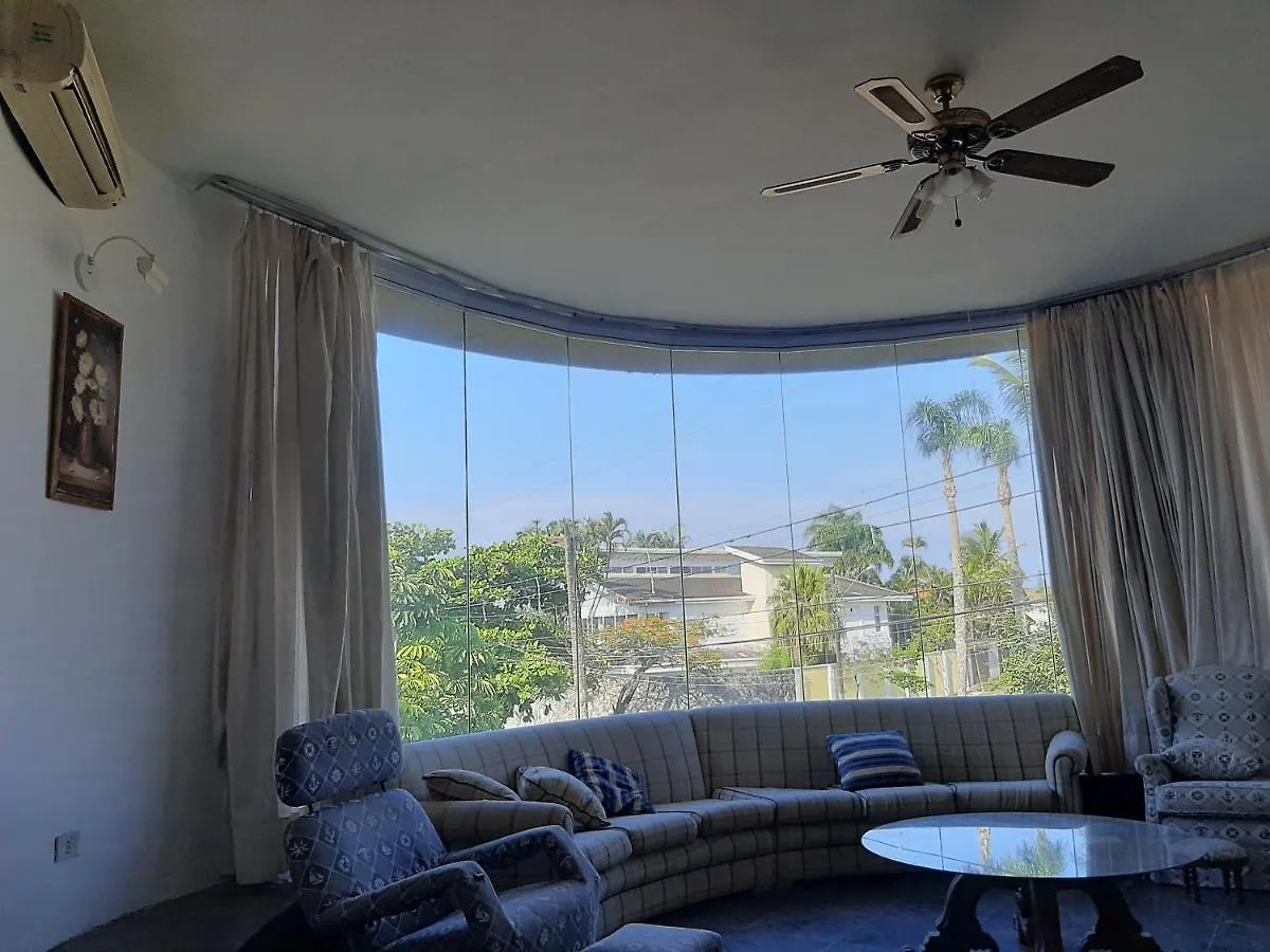 Villa Casa Linda Na Enseada Guaruja à São Paulo 0*,  Brésil